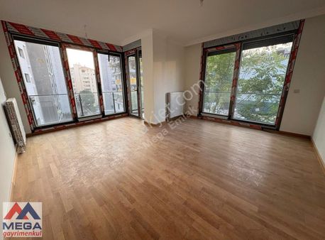 Bağdat Caddesi Üzerinde Ofise Uygun 3+1 Kiralık Balkonlu Sıfır