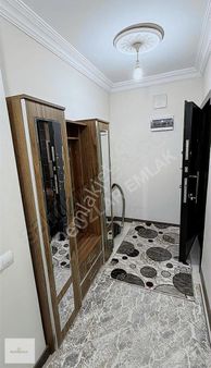 Oğuzlar Emlak'tan Çarşı Merkezde Eşyalı Daire