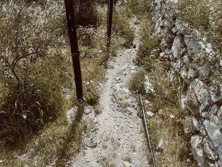 Satılık Eski Ev Arsası