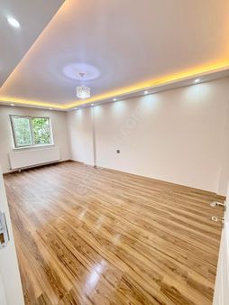 Emlak Center'dan Merkez Efendi Mah Satılık 3+1 Asansörlü Daire