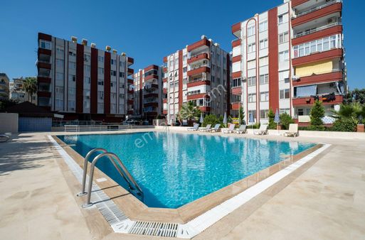 Alanya Mahmutlar Mah.denize 300 Mt.eşyalı Satılık 2+1 Daire