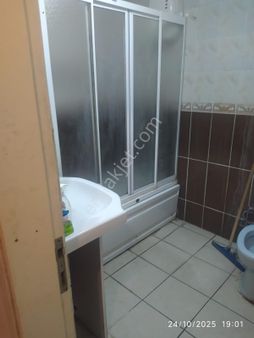 Mecidiyeköy De Tramp Tavırs Arkasında Satılık Ara Kat 3+1 Daire