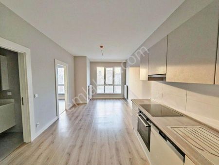 Turyap'tan Deluxıa Park Resıdence'ta Ara Kat Sıfır Lüks 1+1