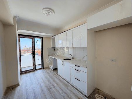 Turyap'tan Sultanbeyli Necip Fazıl'da Sıfır Lüks 4+2 Dubleks