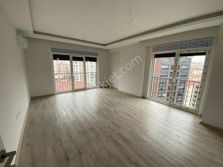 Tek Yetkili Turyap'tan Kozyatağı Kaya Sultan'da 12.kat Lüks 2+1