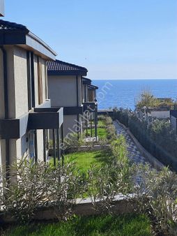 Turyap'tan Silivri Selimpaşa'da Denize Sıfır Muhteşem 5+1 Villa