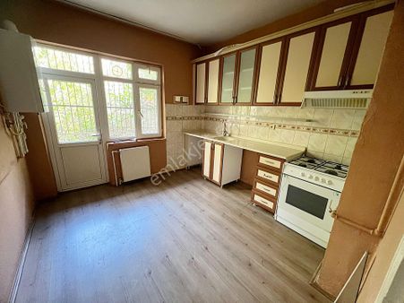 Anadolu Mah. Suadiye Cad Vizyon Tıp Merkezi Yanı Demet Metro Yakını Ara Katta Kiralık 2+1