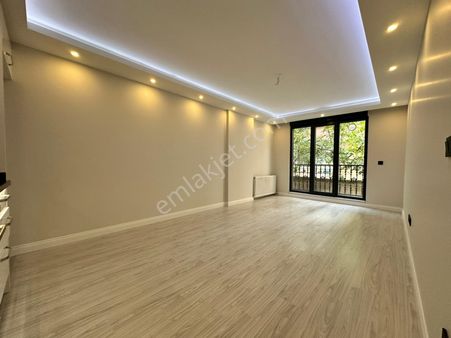 Yatırım'dan Çınar'da Minibüs Cad. Yakın 7yıllık Yapıda 2.kat 2+1