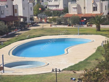 Denize Yakın Köşe Konumlu 4+1 Yazlık