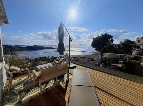Gümüşlük Yalıkavak Özel Plajlı Eşsiz Deniz Manzaralı Villa