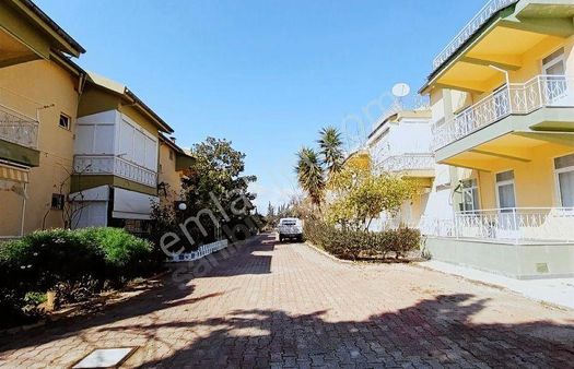 Antalya Kepez De 3 Katlı Villa