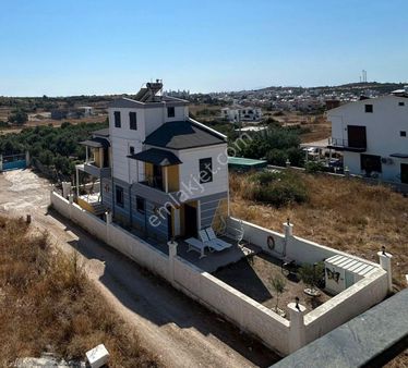 Didim Hisarda Eşyalı Krediye Uygun 3+1 Fırsat Villa !!!