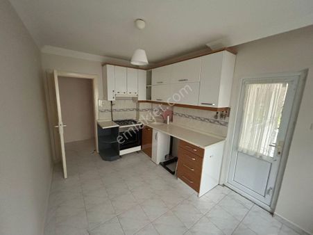 Bursa Nilüfer Esentepede Metroya Yakın 3+1 Kombili Daire