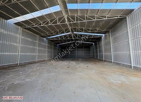 Üç Elmastan 1.000 M² Kapalı 300 M²açık Alanlı Muhteşem Bir Depo
