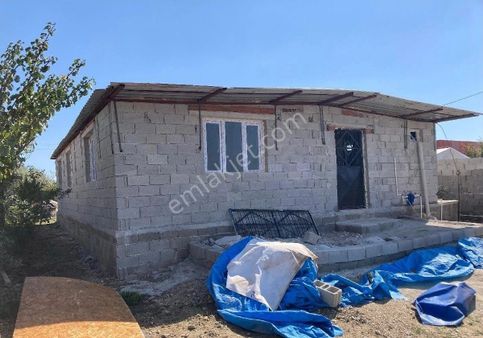 Karataş Yenimahallede Satılık Müstakil Ev