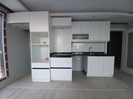 Özgüvener Emlak İnşaat Otomotiv Den Silivri Parkköyde Kiralık Sıfır Daire