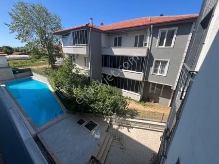 Mutfak Ayrı Asansörlü Havuzlu Sitede 2+1 Daire