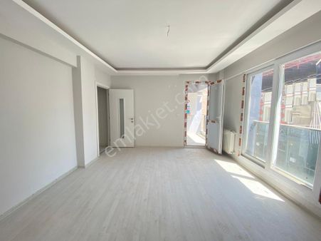 Buca Göksu Mah Asansörlü Ayrı Mutfaklı Krediye Uygun Sıfır 2+1