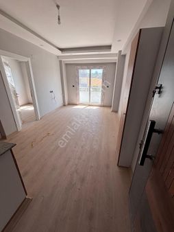 Gültepede Geniş Oturumlu Cazip 1+1 Daire!!