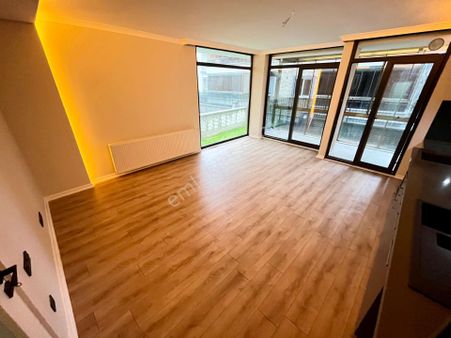 Sezgin Emlaktan Bahçe Kullanımlı Müstakil Tadında 2+1 Lüks Daire