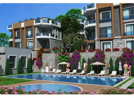 Güllükte Deniz Manzaralı Site İçerisinde Çatı Dubleks Daire