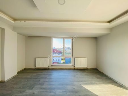 Güven'den Kapaklı'da Kapalı Cam Balkonlu, Kombili 2+1 Daire