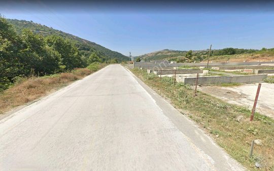 Samsun İlkadım Badırlı Köyü Mert Irmağı ,bim Deposu Yakınında 2.000 M2 Ticari Arsa