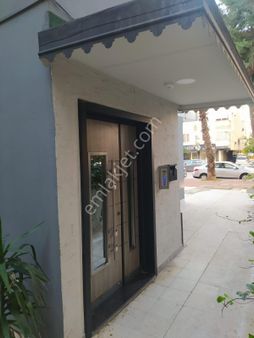 Bayıdırda Prestijli Konum Lüks Ve Kullanışlı Tasarım, Katta Tek Arakat Daire