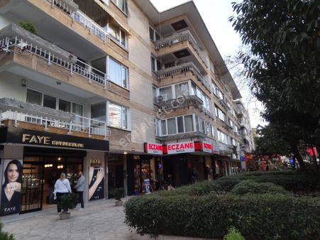 Suadiye Çatalçeşme Bağdat Cad.de Kiralık Bahçekatı Daire 2+1.120m2.