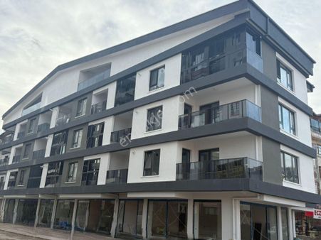 Rıza Acar'dan Şefkat Mahallesi Vega Avm Yakını 3+1 Ara Kat Full Yapılı