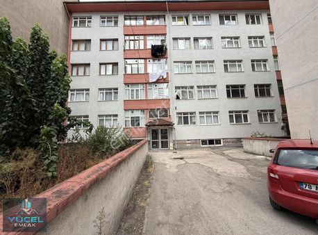 Kayabaşında Satılık 3+1 Daire (asansörün Yanında Önü Açık)