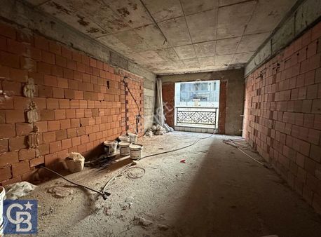 Hastane Yakını Satılık 2+1 Geniş Daire