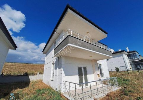 Şarkoy İğdebaglarında Satılık 2 Katlı Bina Sıfır