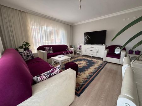 Fırsat..!!! Pursaklar Devlet Hastanesine Yürüme Mesafesinde Çiff Asansörlü Ara Kat Daire