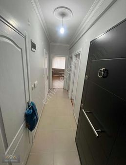 Önem Gayrimenkul Den Kayışdağı Merk. Geniş 2+1 Daire