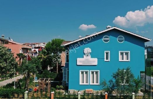 Yalova Da Muhteşem Satılık Villa Ticari_konut Ruhsatlı(anaokulu)
