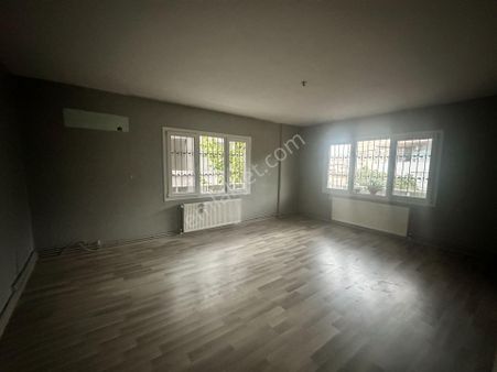 Çalışkan__dan Aydın Mah. Ara Kat 3+1 Kiralık Daire.