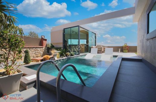 ▓aktiften Modern Mimarinin Eşsiz Çizgiler İle Buluştuğu 5+1villa