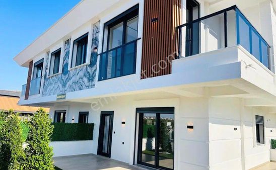 Didim Efeler Mahallesinde 3+1 Havuzlu Bahçeli Kaliteli Lüks Villalar Satıyoruz