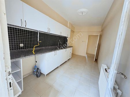 Araç Takaslı 3+1 Daire