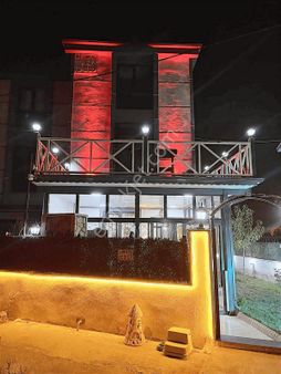 Büyük Emek Ve Masraf Edilmiş Mükemmel Villa