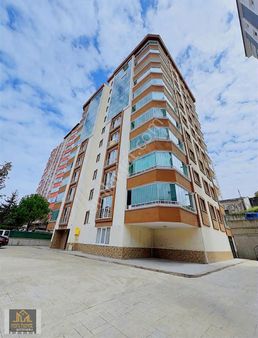 Belediye Evlerinde Geniş 3+1 Site İçi