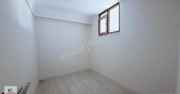 Tapu Harcı Yok-iskanlı-sıfır- Çarşıya 5 Dak.-2+1 85m2.1.kat