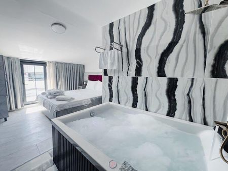 Gaziosmanpaşa Meydana Yakın Lüx Günlük Kiralık Daire