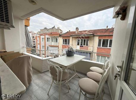 Ersoy'dan Yarhasanlar Mahallesinde 3+1 K.mutfaklı Geniş Daire