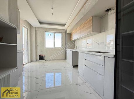 Trend'den Cadde Üzeri 3.kat Ön Cephe Full Lüx Yapı Teras Balkon*