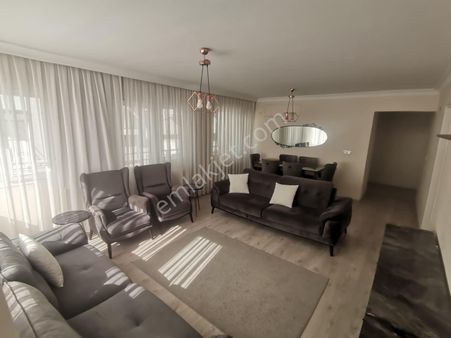 Göztepe Metro Durağında 2 + 1 Eşyalı Kiralık Daire