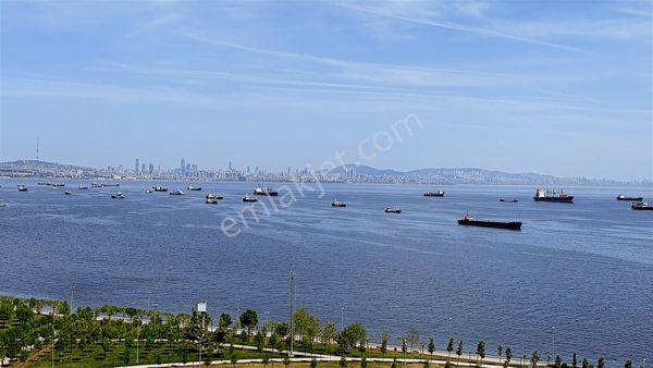 Çiğdem Emlak'tan Büyükyalıda Lüks Eşyalı Deniz Manz Satılık 2+1