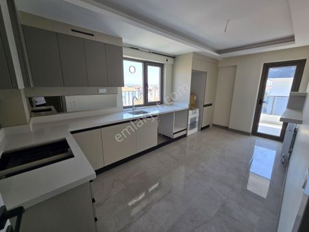 Kazımkarabekir Mah Satılık 3+1 Çift Banyolu Katta Sıfır Daire