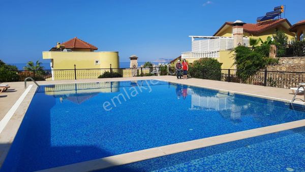 Havuzlu Site İçerisinde Denize Yürüme Mesafesinde Satılık Daıre